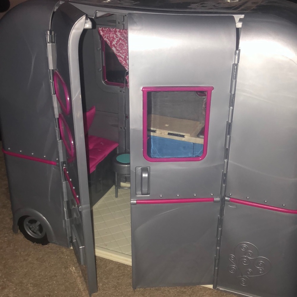 USED OG GIRL CAMPER